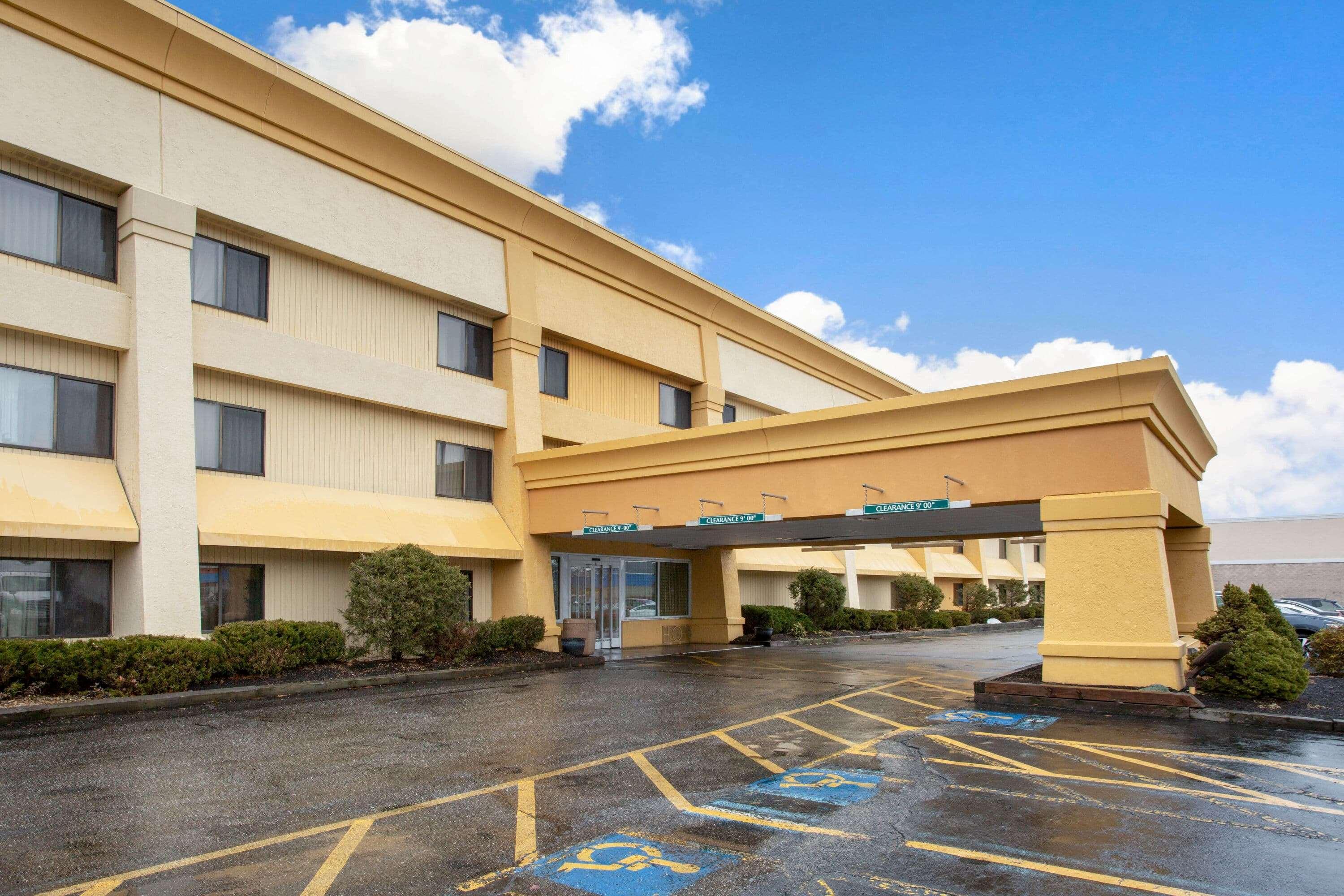 Hotel La Quinta By Wyndham Worcester 3*